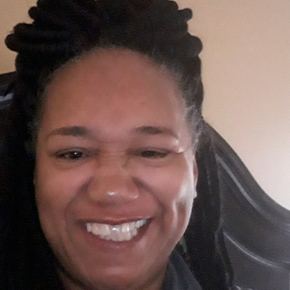 Meet your Posher, Annette - Picture 1 of 1